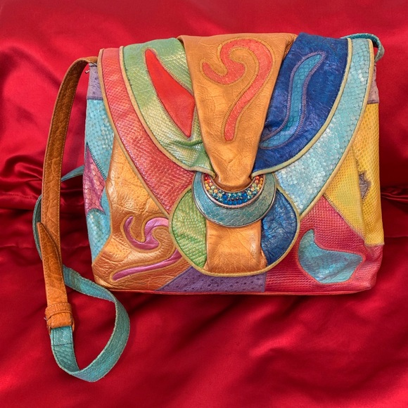 Sharif Vintage Leather Croc Patchwork Embossed 80s crossbody Bag - Picture 2 of 10